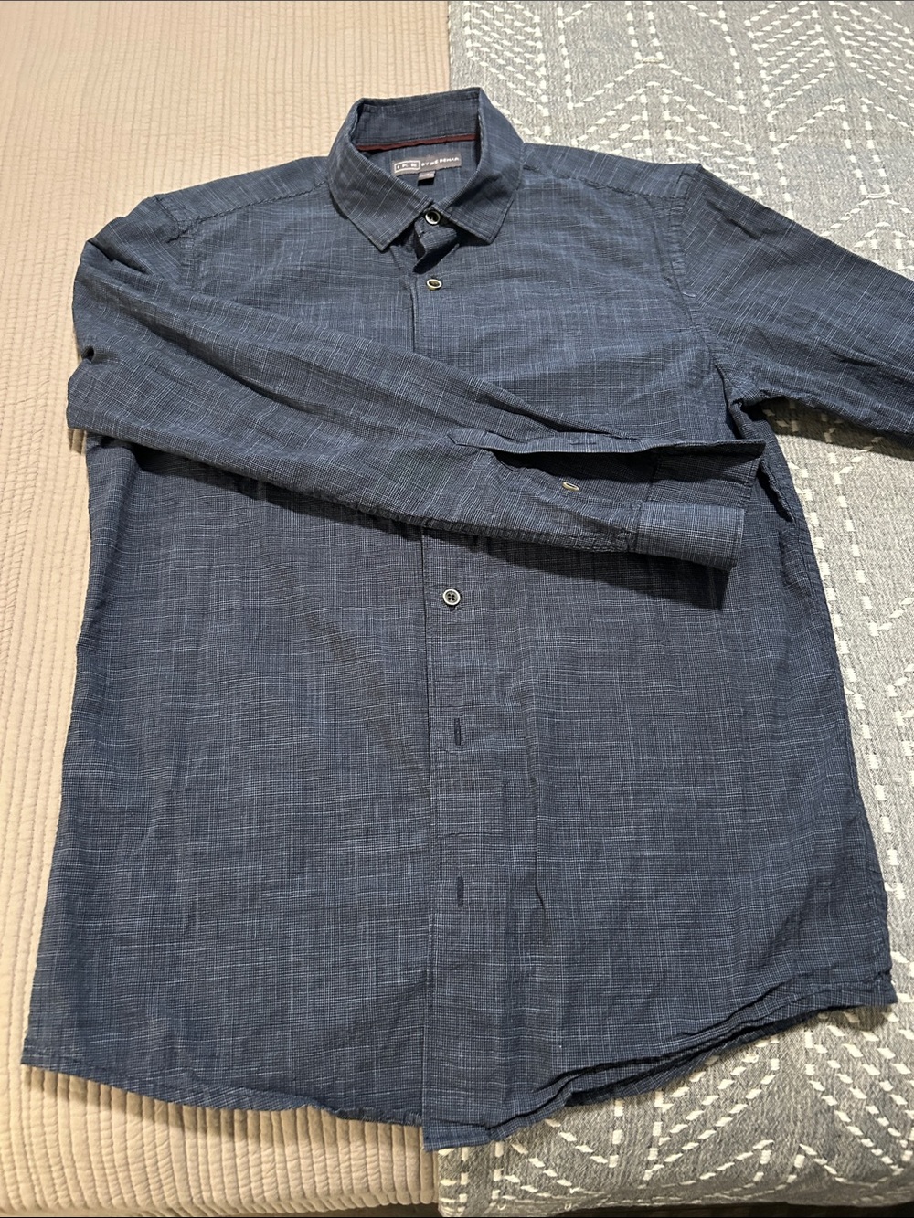 Ike Behar Blue Textured Long-Sleeve Button-Down Shirt